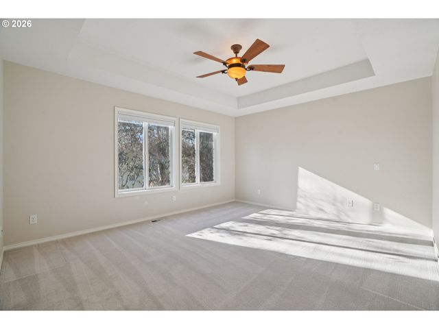 4716 AVERY Ln, Lake Oswego, OR 97035