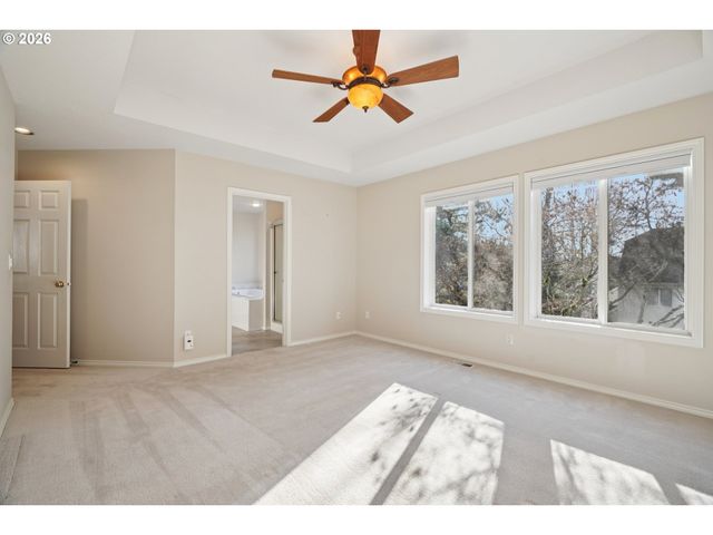 4716 AVERY Ln, Lake Oswego, OR 97035