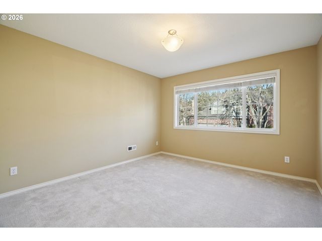 4716 AVERY Ln, Lake Oswego, OR 97035