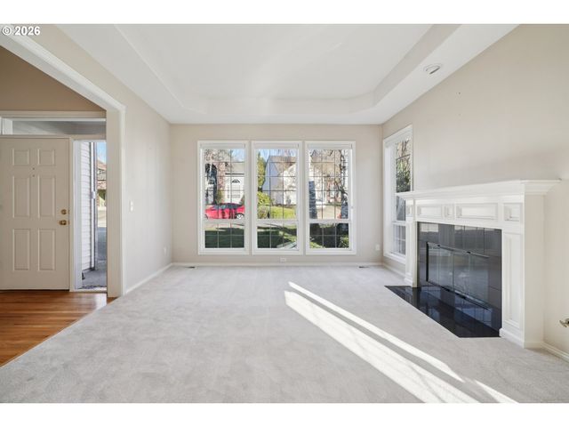 4716 AVERY Ln, Lake Oswego, OR 97035