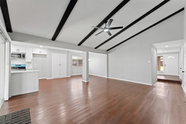 1137 Via Balboa, Mesquite, TX 75150