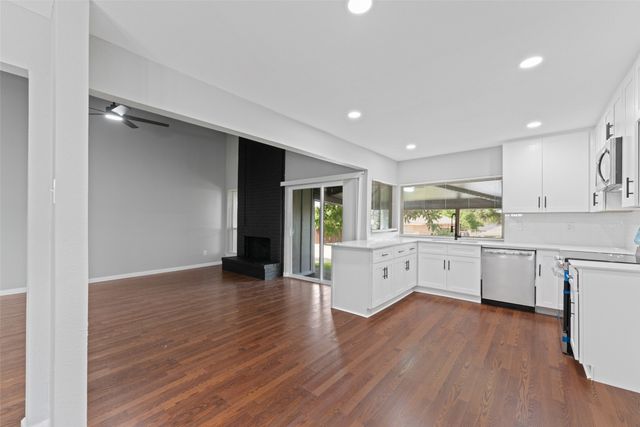 1137 Via Balboa, Mesquite, TX 75150