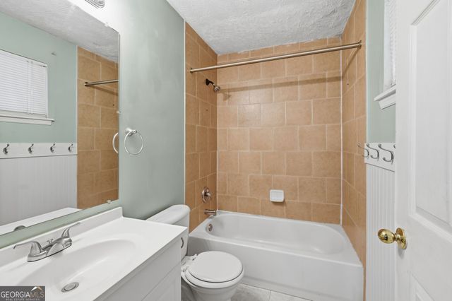 1451 Indian Way NW, Lilburn, GA 30047