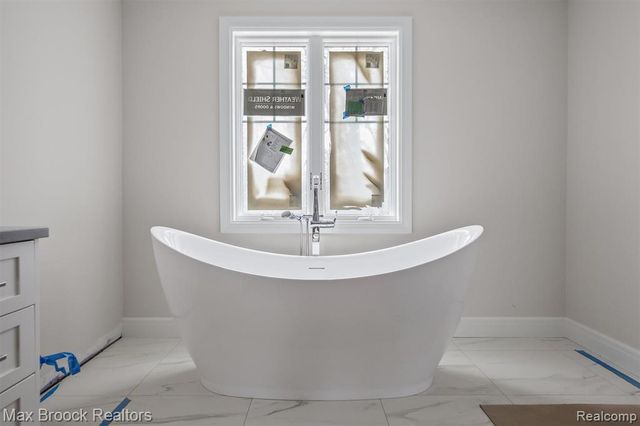 3627 Middlebury Lane, Bloomfield Hills, MI 48301