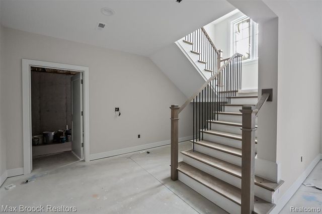 3627 Middlebury Lane, Bloomfield Hills, MI 48301