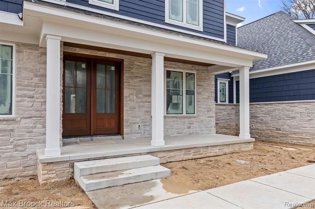 3627 Middlebury Lane, Bloomfield Hills, MI 48301