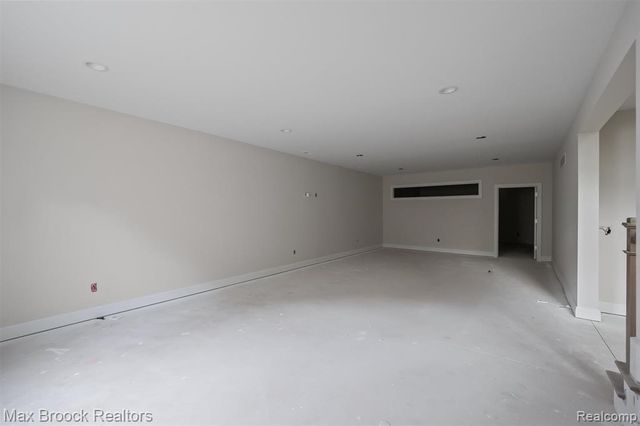 3627 Middlebury Lane, Bloomfield Hills, MI 48301