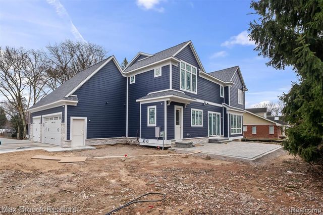 3627 Middlebury Lane, Bloomfield Hills, MI 48301