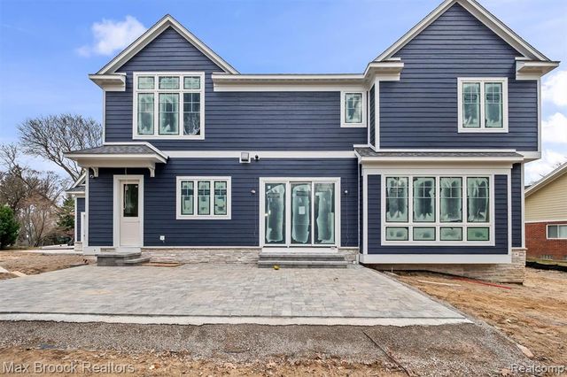 3627 Middlebury Lane, Bloomfield Hills, MI 48301