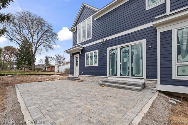 3627 Middlebury Lane, Bloomfield Hills, MI 48301