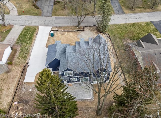 3627 Middlebury Lane, Bloomfield Hills, MI 48301