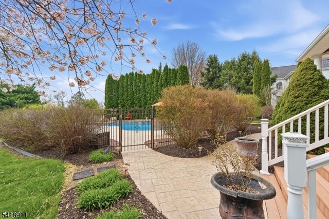 416 Daniel Drive, Greenwich Twp., NJ 08886