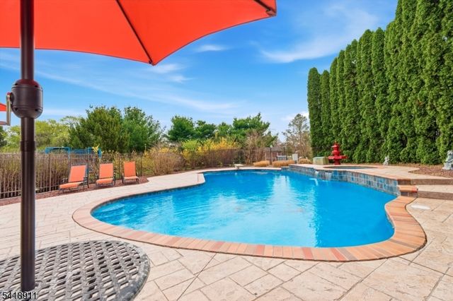 416 Daniel Drive, Greenwich Twp., NJ 08886
