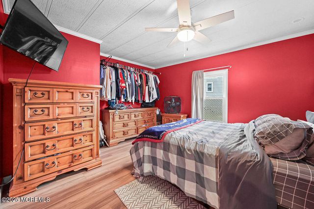 77 Shorehaven Drive 77, Hazlet, NJ 07730