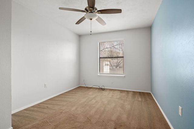 5505 Creek Valley Drive, Arlington, TX 76018