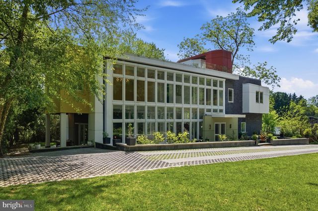 6304 OLD DOMINION DR, Mclean, VA 22101