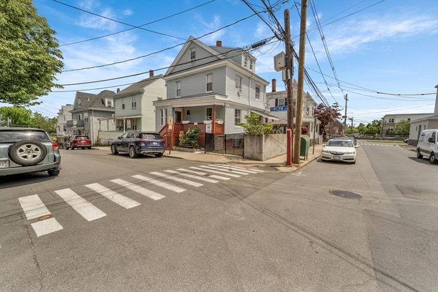 59 Bonair St, Somerville, MA 02145