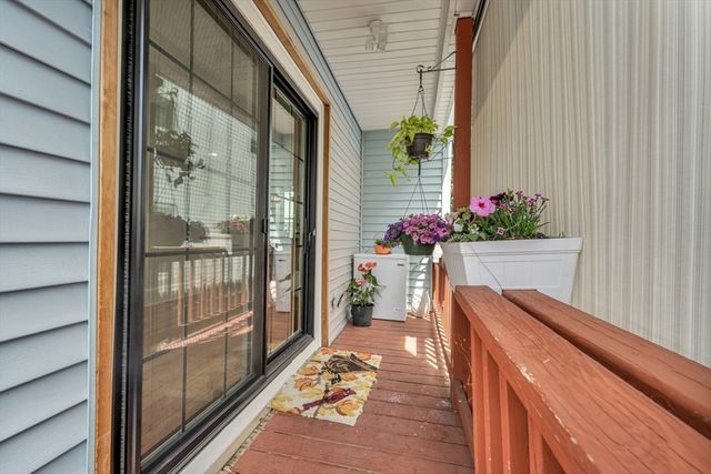 59 Bonair St, Somerville, MA 02145