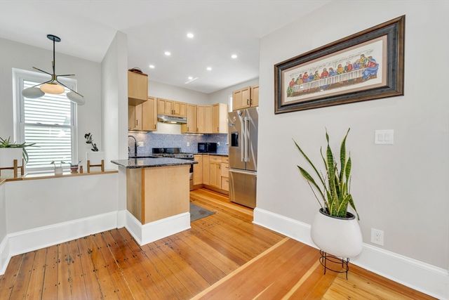 59 Bonair St, Somerville, MA 02145