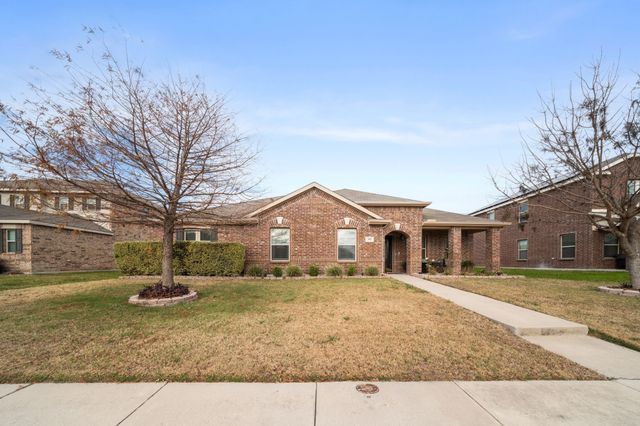 705 Jewelflower Drive, Desoto, TX 75115