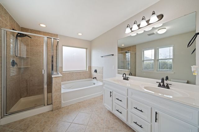 705 Jewelflower Drive, Desoto, TX 75115