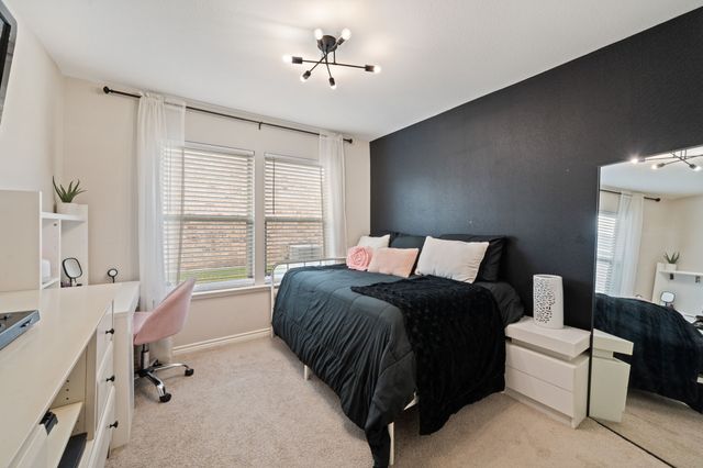 705 Jewelflower Drive, Desoto, TX 75115