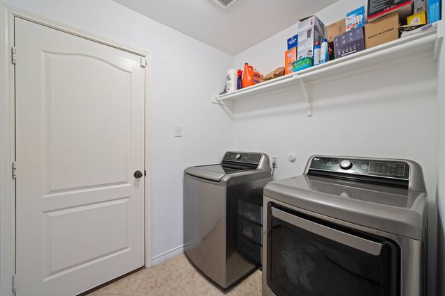 705 Jewelflower Drive, Desoto, TX 75115