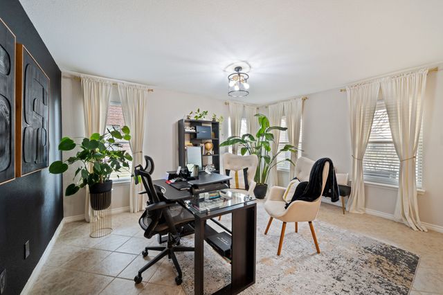 705 Jewelflower Drive, Desoto, TX 75115