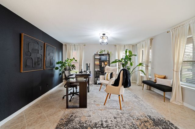 705 Jewelflower Drive, Desoto, TX 75115