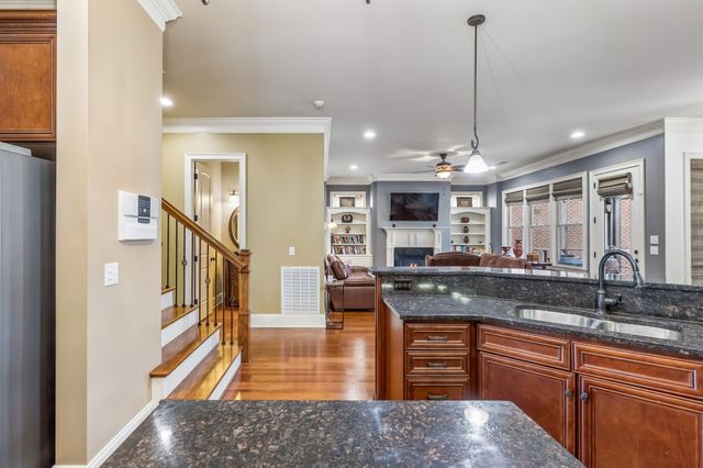 1638 Kelvington Blvd, Gallatin, TN 37066