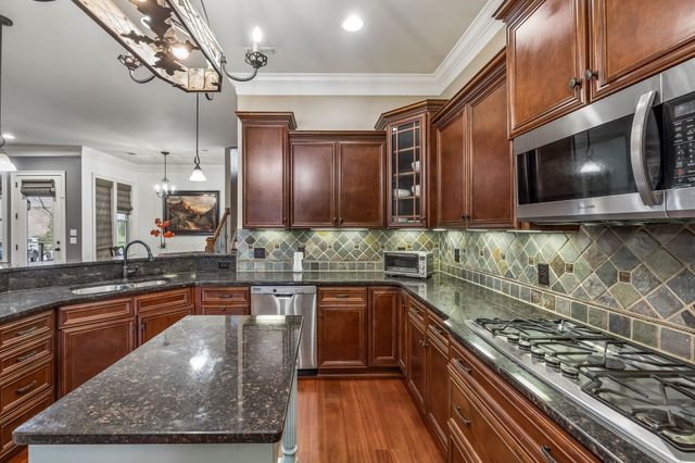 1638 Kelvington Blvd, Gallatin, TN 37066