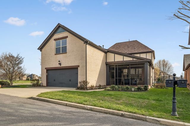 1638 Kelvington Blvd, Gallatin, TN 37066