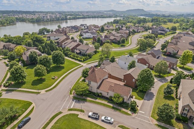 1638 Kelvington Blvd, Gallatin, TN 37066