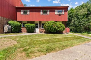 30 South St Apt 10, Laconia, NH 03246
