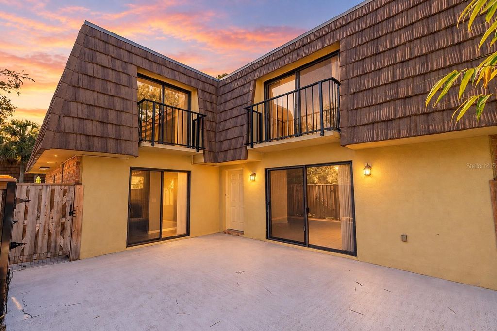 Image 1 of property listing at 5382 ELM COURT 356, Orlando, FL 32811
