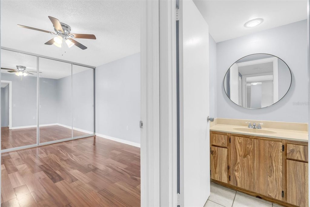 Image 22 of property listing at 5382 ELM COURT 356, Orlando, FL 32811
