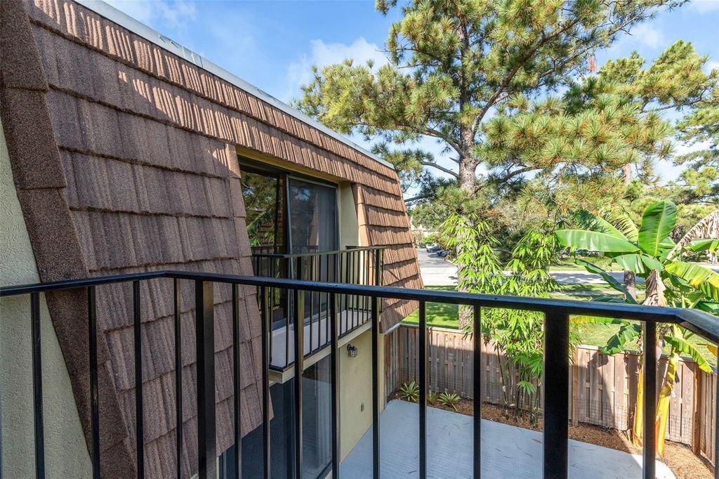 Image 28 of property listing at 5382 ELM COURT 356, Orlando, FL 32811