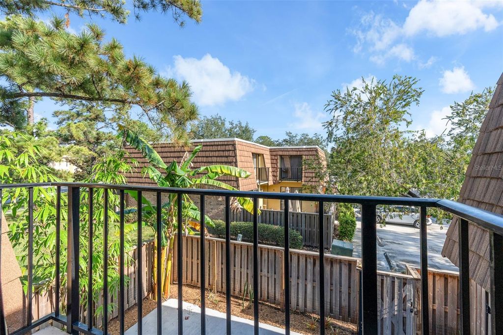 Image 29 of property listing at 5382 ELM COURT 356, Orlando, FL 32811
