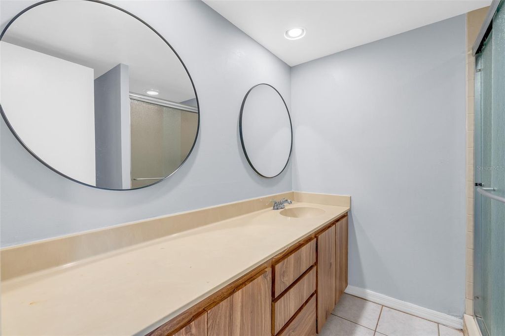 Image 31 of property listing at 5382 ELM COURT 356, Orlando, FL 32811
