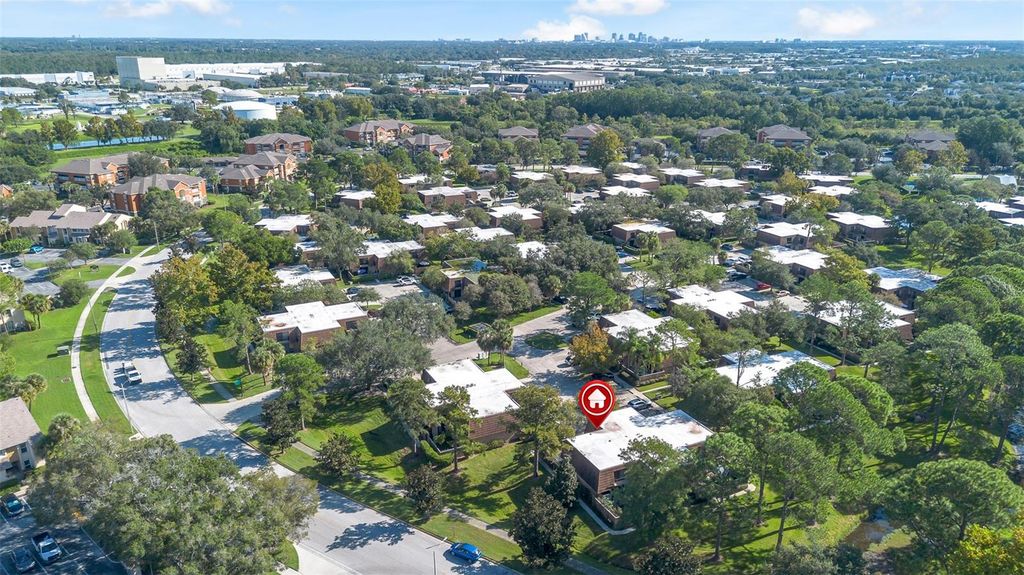 Image 37 of property listing at 5382 ELM COURT 356, Orlando, FL 32811