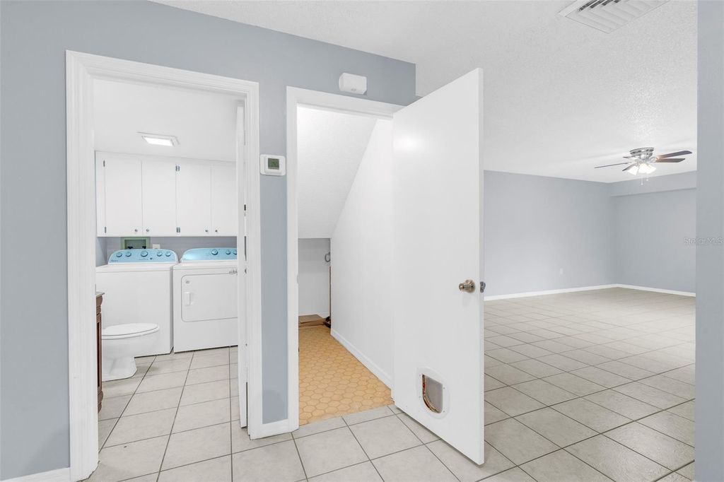 Image 10 of property listing at 5382 ELM COURT 356, Orlando, FL 32811