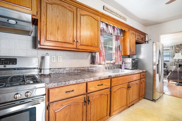 12208 Burr Street, Crown Point, IN 46307