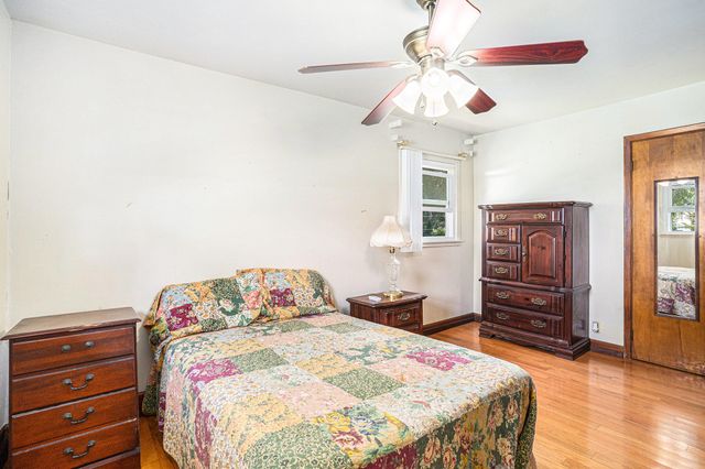 12208 Burr Street, Crown Point, IN 46307