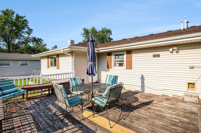 12208 Burr Street, Crown Point, IN 46307