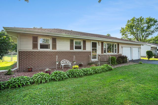 12208 Burr Street, Crown Point, IN 46307