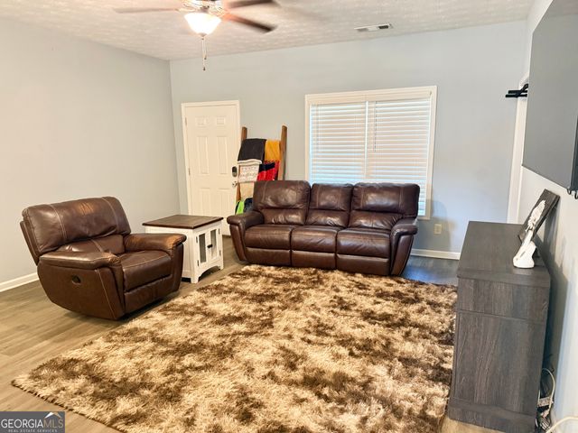 107 Edgemont Court, Lagrange, GA 30240