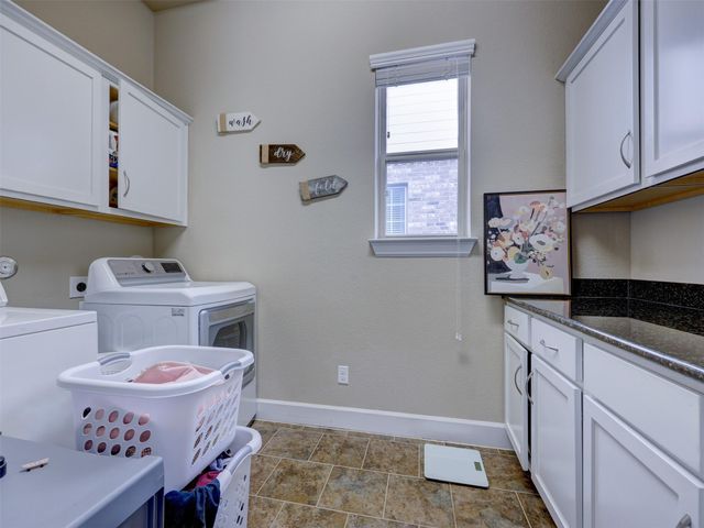 112 Canyon Lake LN, Georgetown, TX 78628