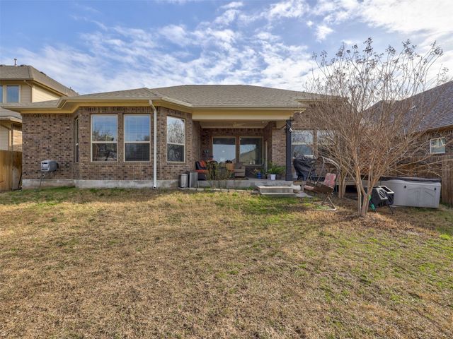 112 Canyon Lake LN, Georgetown, TX 78628