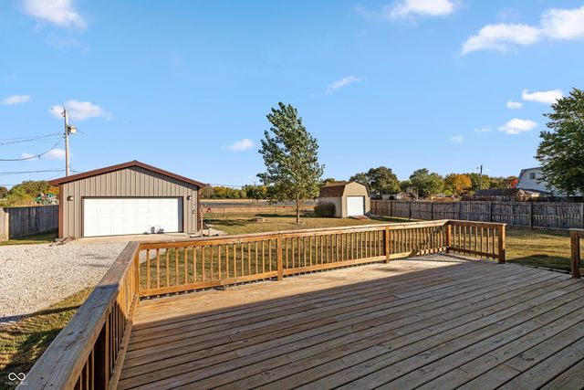 8802 E County Road 100 N, Avon, IN 46123