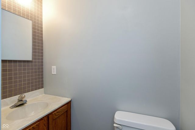 8802 E County Road 100 N, Avon, IN 46123